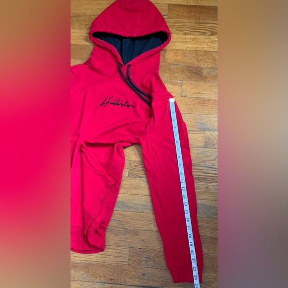 Hollister Lightweight Hoodie Long Sleeve T-shirt - Picture 5 of 10